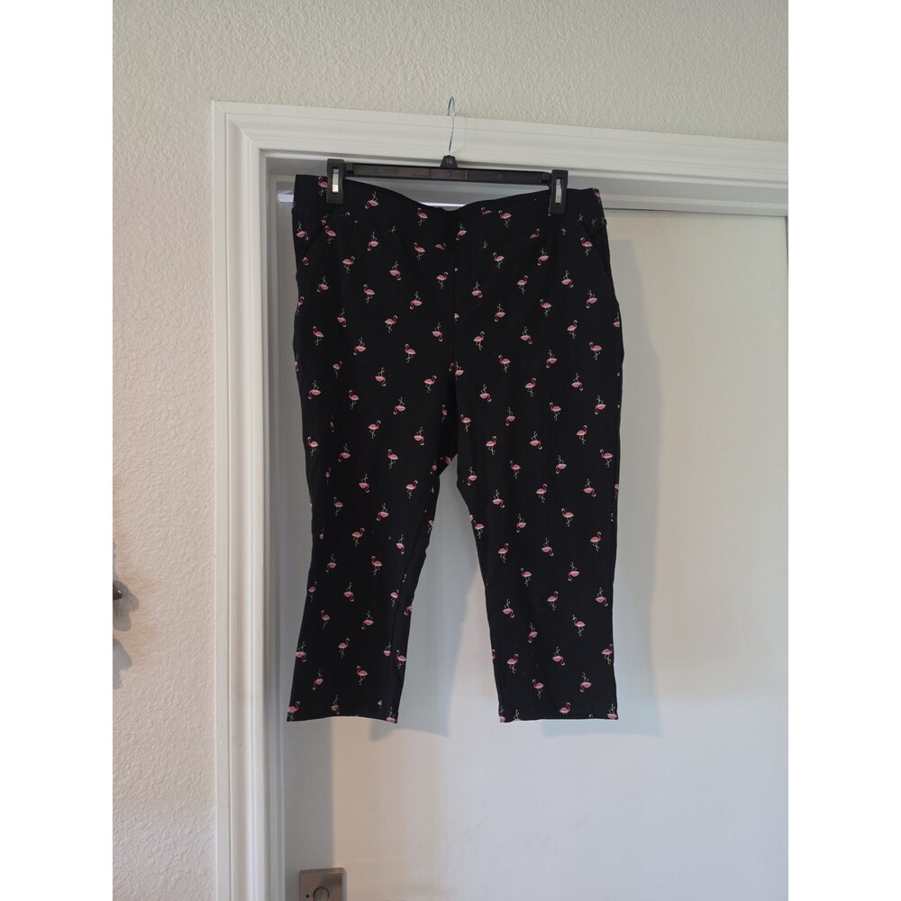 NWOT Torrid Cropped Leggings Sz 3